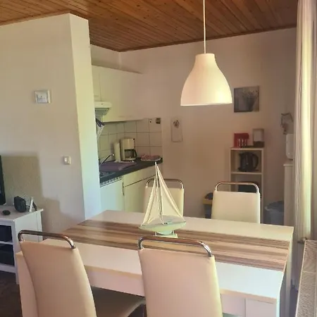 Apartment Schickebude-steinhude-1-400m-zum-naechsten-oeffentlichen-wasserzugang-5-minuten-zur-badeinsel-ruhige-lage-mit-schoenem-aussenbereich Steinhude